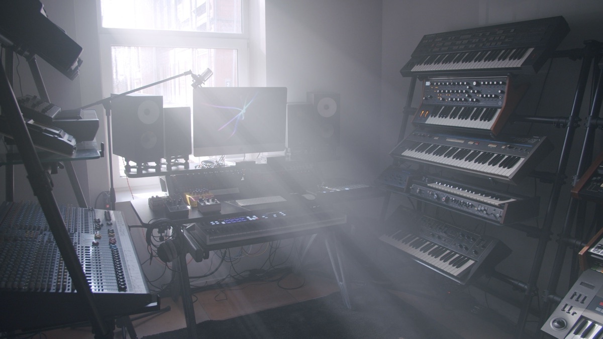 Best Drone Synth VSTs (Free and Paid)